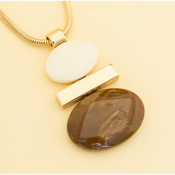 Vintage Boho Pendant Necklace 24 Inches by Avon i8 - Picture 1 of 4